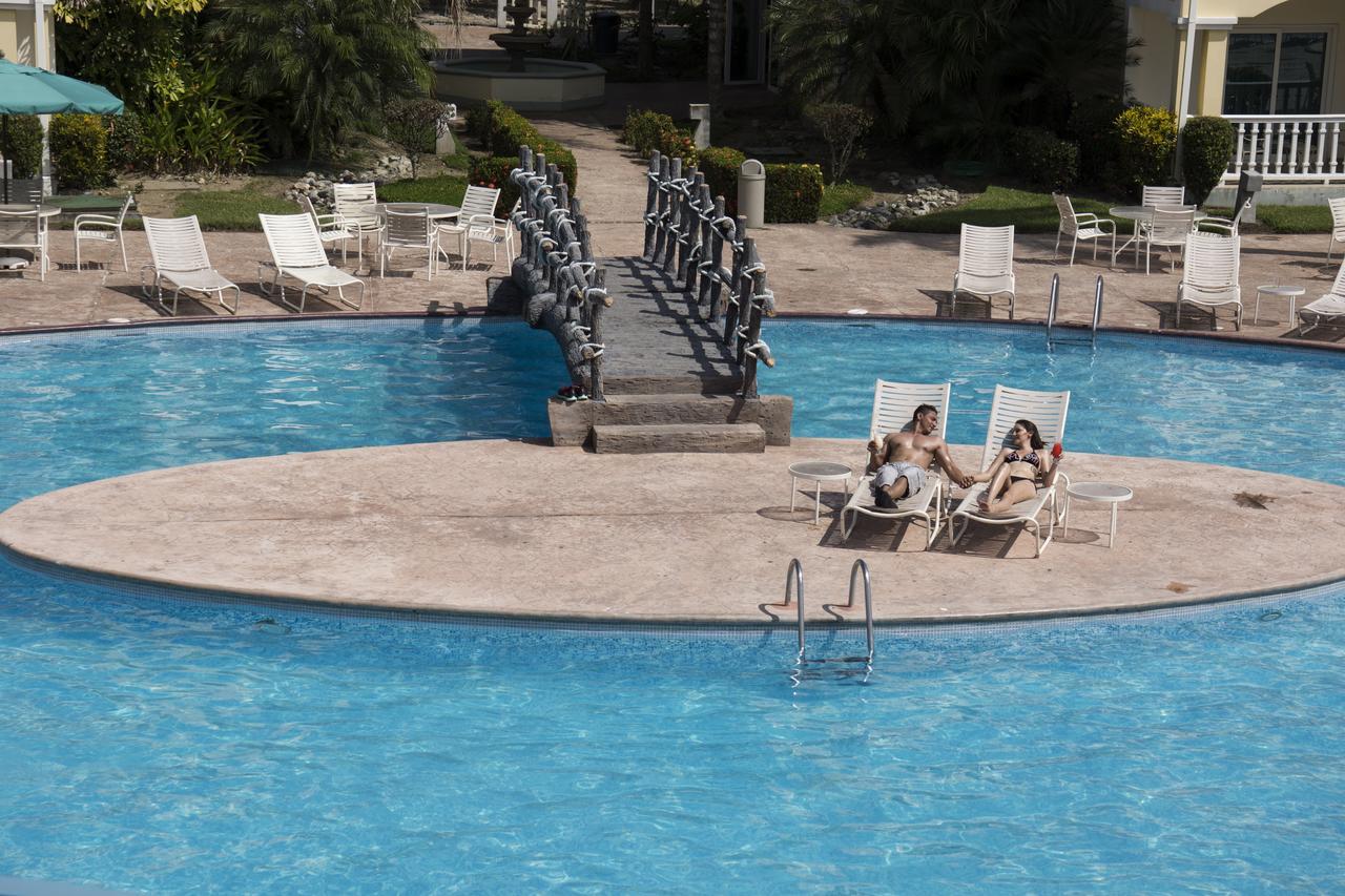 Telamar Resort Exterior photo
